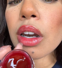 Load image into Gallery viewer, BERRY KISS
